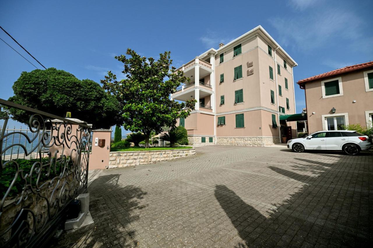 Villa Hresc M Zadar Exterior foto